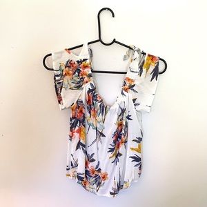 One clothing Los Angeles off the shoulder top